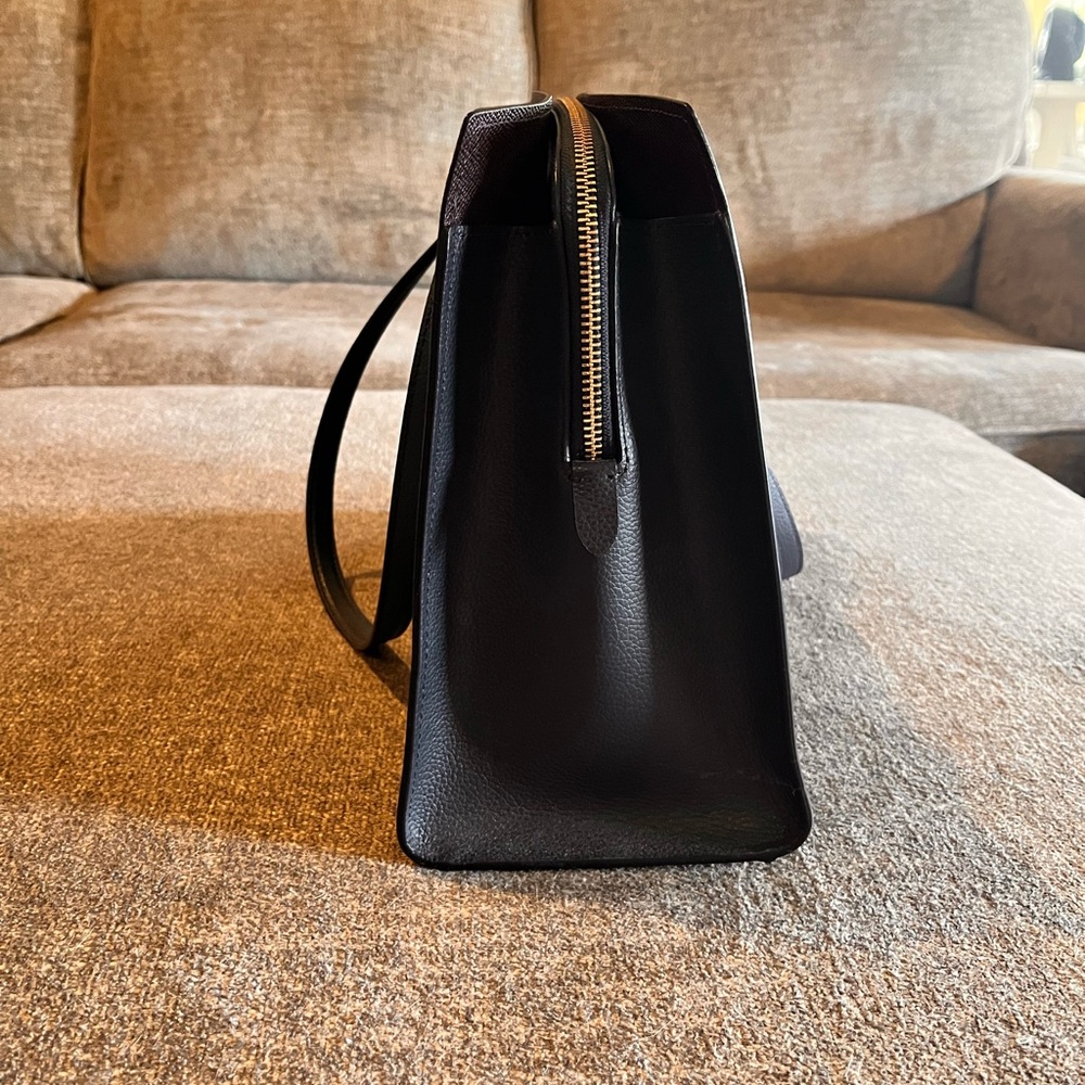 Coach Dark Blue Leather Tote with Gold Hardware—Beautiful! - Picture 5 of 8